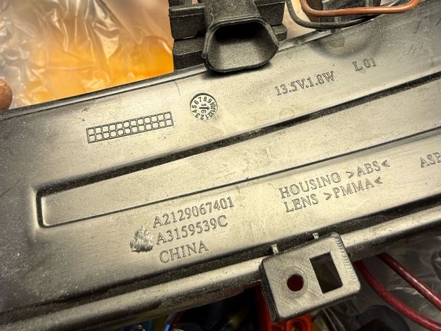 bontott MERCEDES-BENZ E-CLASS Bal Visszapillantó Tükör Irányjelző