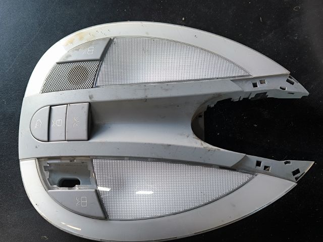 bontott MERCEDES-BENZ E-CLASS Beltér Világítás Első