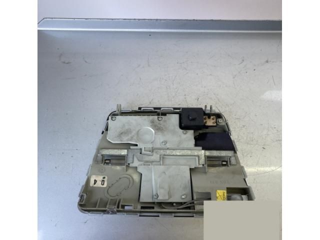 bontott MERCEDES-BENZ E-CLASS Beltér Világítás Első