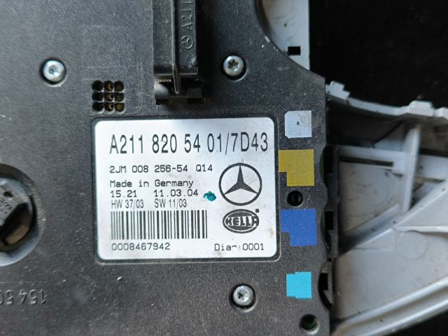 bontott MERCEDES-BENZ E-CLASS Beltér Világítás Első