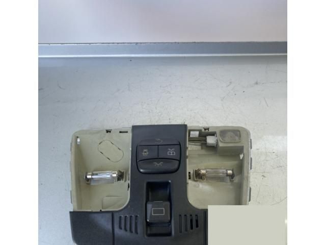 bontott MERCEDES-BENZ E-CLASS Beltér Világítás Első