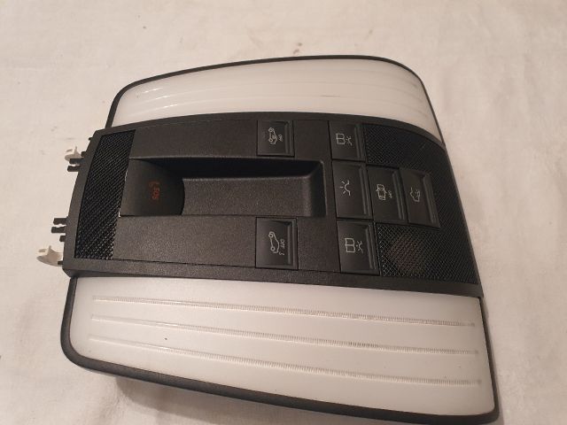 bontott MERCEDES-BENZ E-CLASS Beltér Világítás Első