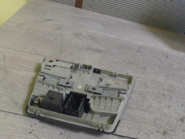 bontott MERCEDES-BENZ E-CLASS Beltér Világítás Első