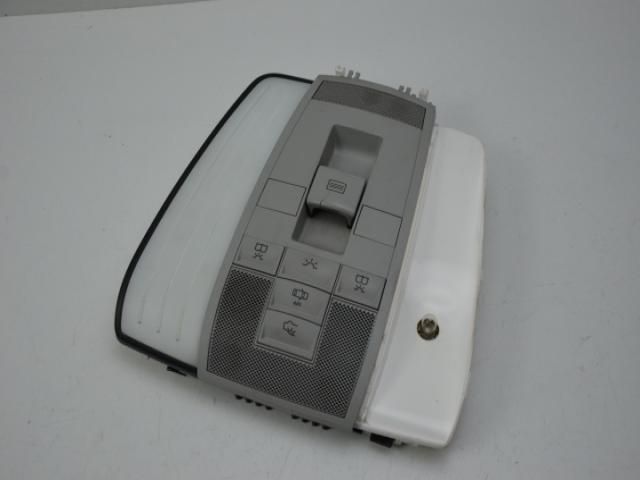 bontott MERCEDES-BENZ E-CLASS Beltér Világítás Első