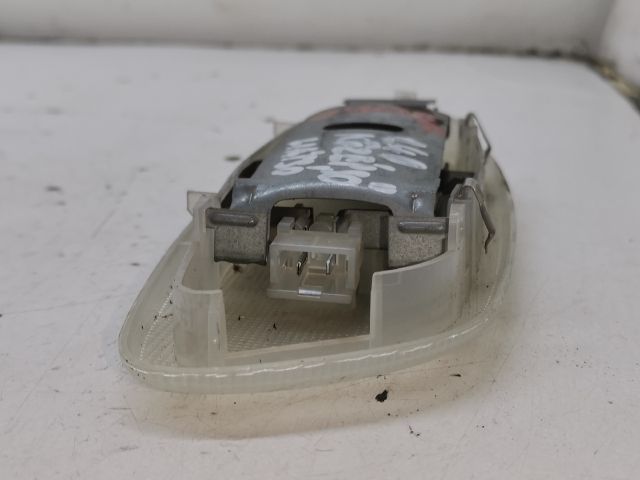 bontott MERCEDES-BENZ E-CLASS Beltér Világítás Hátsó