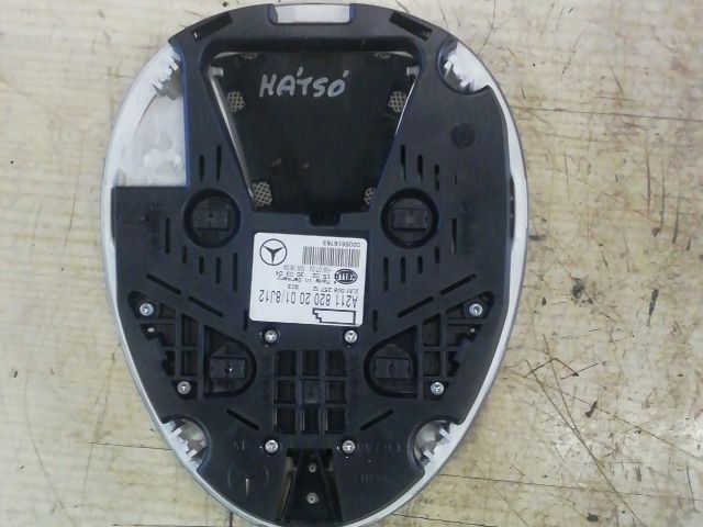 bontott MERCEDES-BENZ E-CLASS Beltér Világítás Hátsó