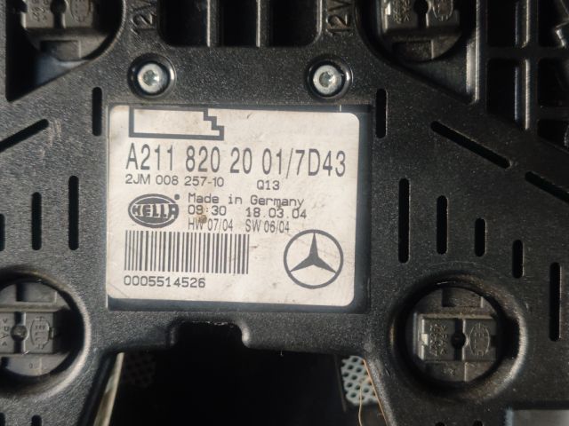 bontott MERCEDES-BENZ E-CLASS Beltér Világítás Hátsó