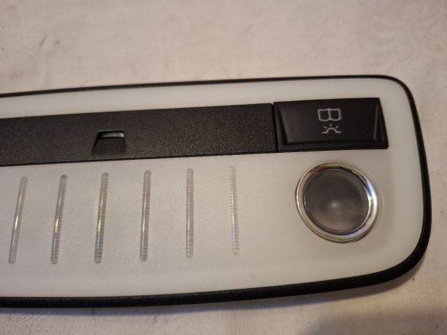 bontott MERCEDES-BENZ E-CLASS Beltér Világítás Hátsó