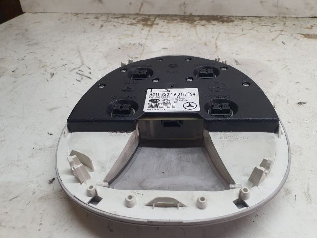 bontott MERCEDES-BENZ E-CLASS Beltér Világítás Hátsó