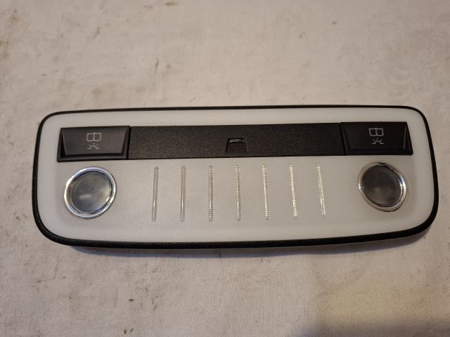 bontott MERCEDES-BENZ E-CLASS Beltér Világítás Hátsó