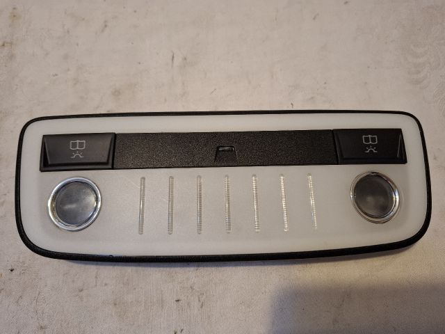 bontott MERCEDES-BENZ E-CLASS Beltér Világítás Hátsó