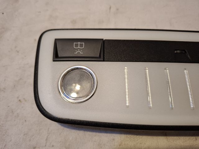 bontott MERCEDES-BENZ E-CLASS Beltér Világítás Hátsó