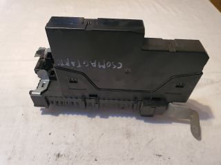 bontott MERCEDES-BENZ E-CLASS Biztosítéktábla Csomagtér