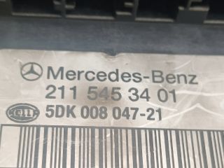 bontott MERCEDES-BENZ E-CLASS Biztosítéktábla Csomagtér