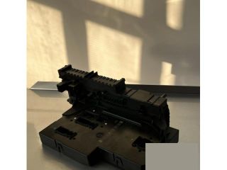 bontott MERCEDES-BENZ E-CLASS Biztosítéktábla Csomagtér