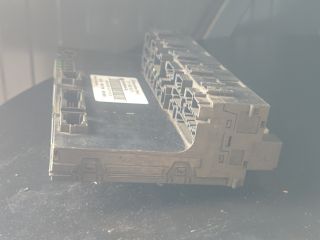 bontott MERCEDES-BENZ E-CLASS Biztosítéktábla Csomagtér