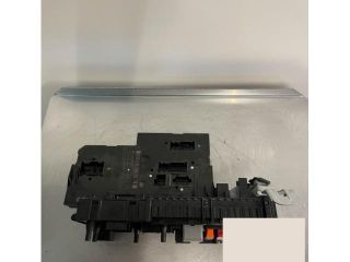 bontott MERCEDES-BENZ E-CLASS Biztosítéktábla Csomagtér