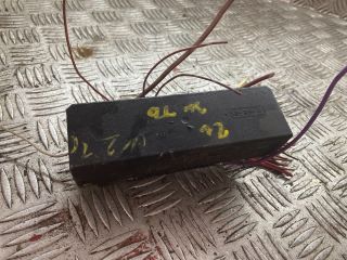 bontott MERCEDES-BENZ E-CLASS Biztosítéktábla Doboz