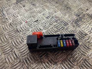 bontott MERCEDES-BENZ E-CLASS Biztosítéktábla Doboz