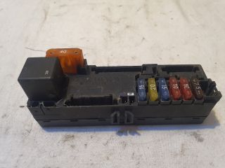 bontott MERCEDES-BENZ E-CLASS Biztosítéktábla Doboz