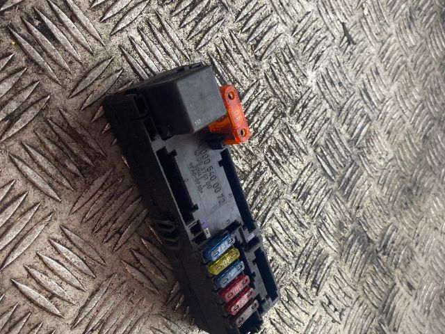 bontott MERCEDES-BENZ E-CLASS Biztosítéktábla Doboz