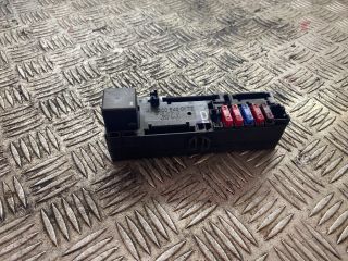 bontott MERCEDES-BENZ E-CLASS Biztosítéktábla Doboz