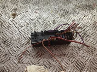 bontott MERCEDES-BENZ E-CLASS Biztosítéktábla Doboz