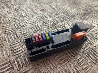 bontott MERCEDES-BENZ E-CLASS Biztosítéktábla Doboz