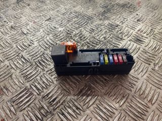 bontott MERCEDES-BENZ E-CLASS Biztosítéktábla Doboz