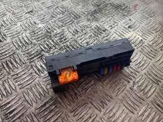 bontott MERCEDES-BENZ E-CLASS Biztosítéktábla Doboz