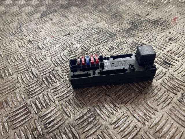 bontott MERCEDES-BENZ E-CLASS Biztosítéktábla Doboz