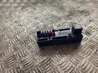 bontott MERCEDES-BENZ E-CLASS Biztosítéktábla Doboz