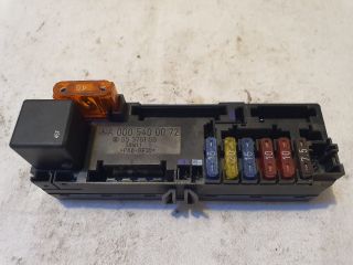 bontott MERCEDES-BENZ E-CLASS Biztosítéktábla Doboz