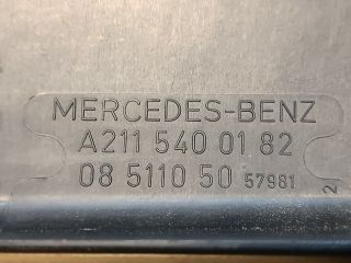 bontott MERCEDES-BENZ E-CLASS Biztosítéktábla Fedél