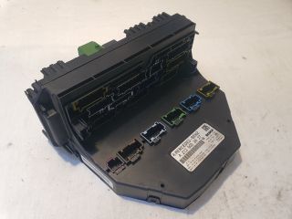 bontott MERCEDES-BENZ E-CLASS Biztosítéktábla Utastér