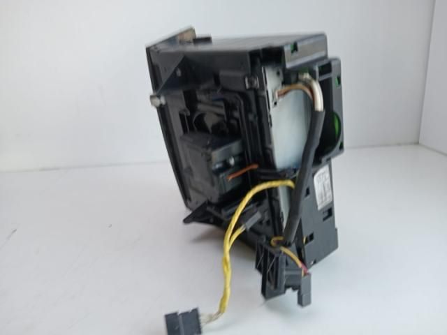 bontott MERCEDES-BENZ E-CLASS CD / DVD Tár