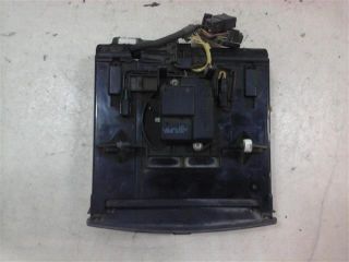 bontott MERCEDES-BENZ E-CLASS CD / DVD Tár