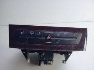 bontott MERCEDES-BENZ E-CLASS CD / DVD Tár