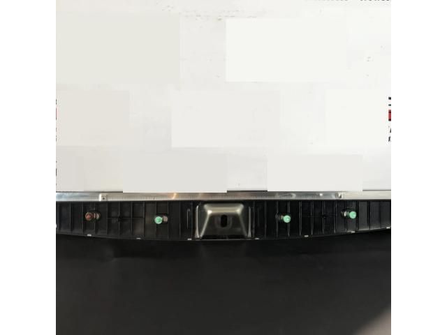 bontott MERCEDES-BENZ E-CLASS Csomagtér Kárpit