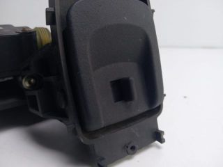 bontott MERCEDES-BENZ E-CLASS Csomagtér Nyitó Kar / Gomb