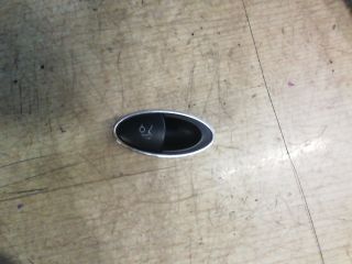 bontott MERCEDES-BENZ E-CLASS Csomagtér Nyitó Kar / Gomb