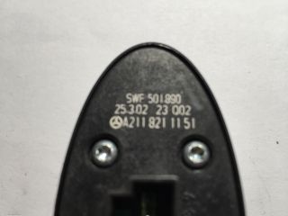 bontott MERCEDES-BENZ E-CLASS Csomagtér Nyitó Kar / Gomb