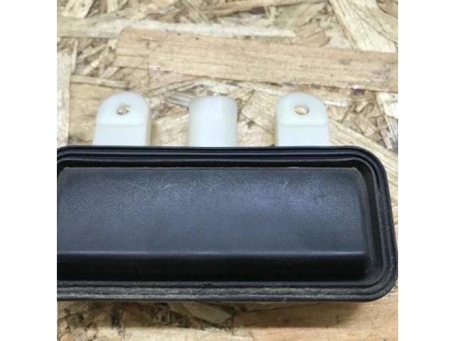 bontott MERCEDES-BENZ E-CLASS Csomagtér Nyitó Kar / Gomb