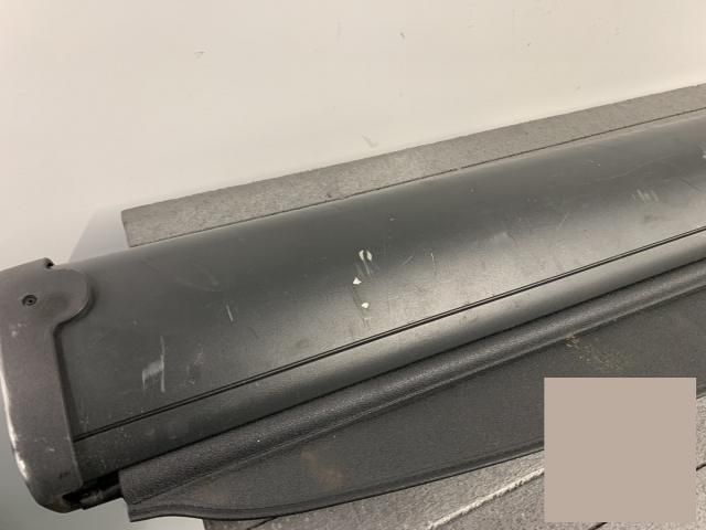 bontott MERCEDES-BENZ E-CLASS Csomagtér Roló