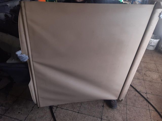 bontott MERCEDES-BENZ E-CLASS Csomagtér Roló