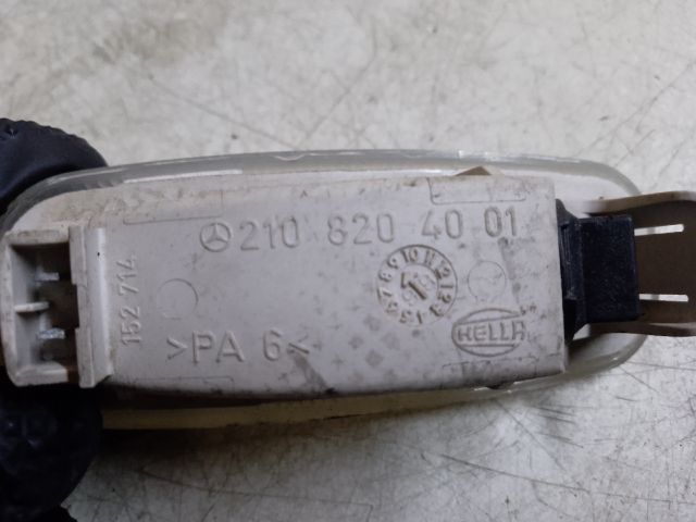 bontott MERCEDES-BENZ E-CLASS Csomagtér Világítás