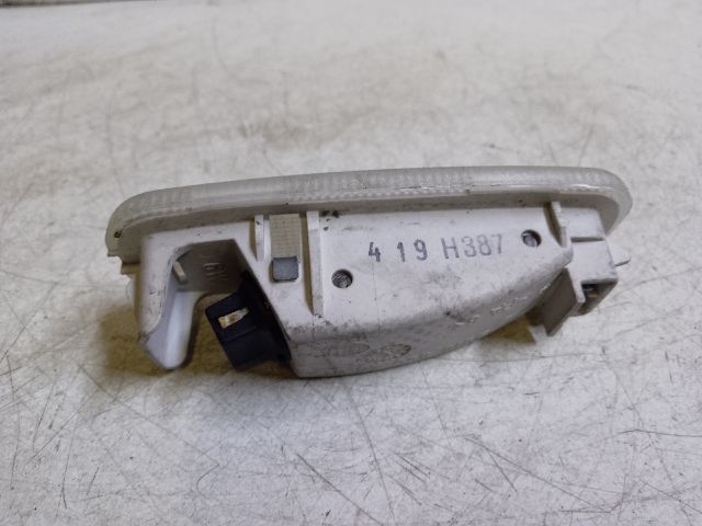 bontott MERCEDES-BENZ E-CLASS Csomagtér Világítás