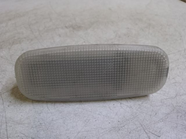 bontott MERCEDES-BENZ E-CLASS Csomagtér Világítás