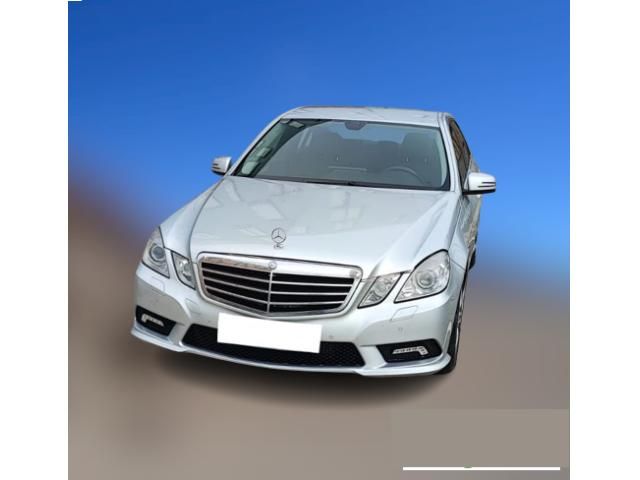 bontott MERCEDES-BENZ E-CLASS Csomagtérajtó Bal Zsanér