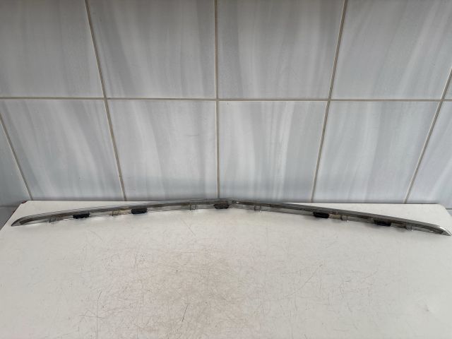 bontott MERCEDES-BENZ E-CLASS Csomagtérajtó Díszléc